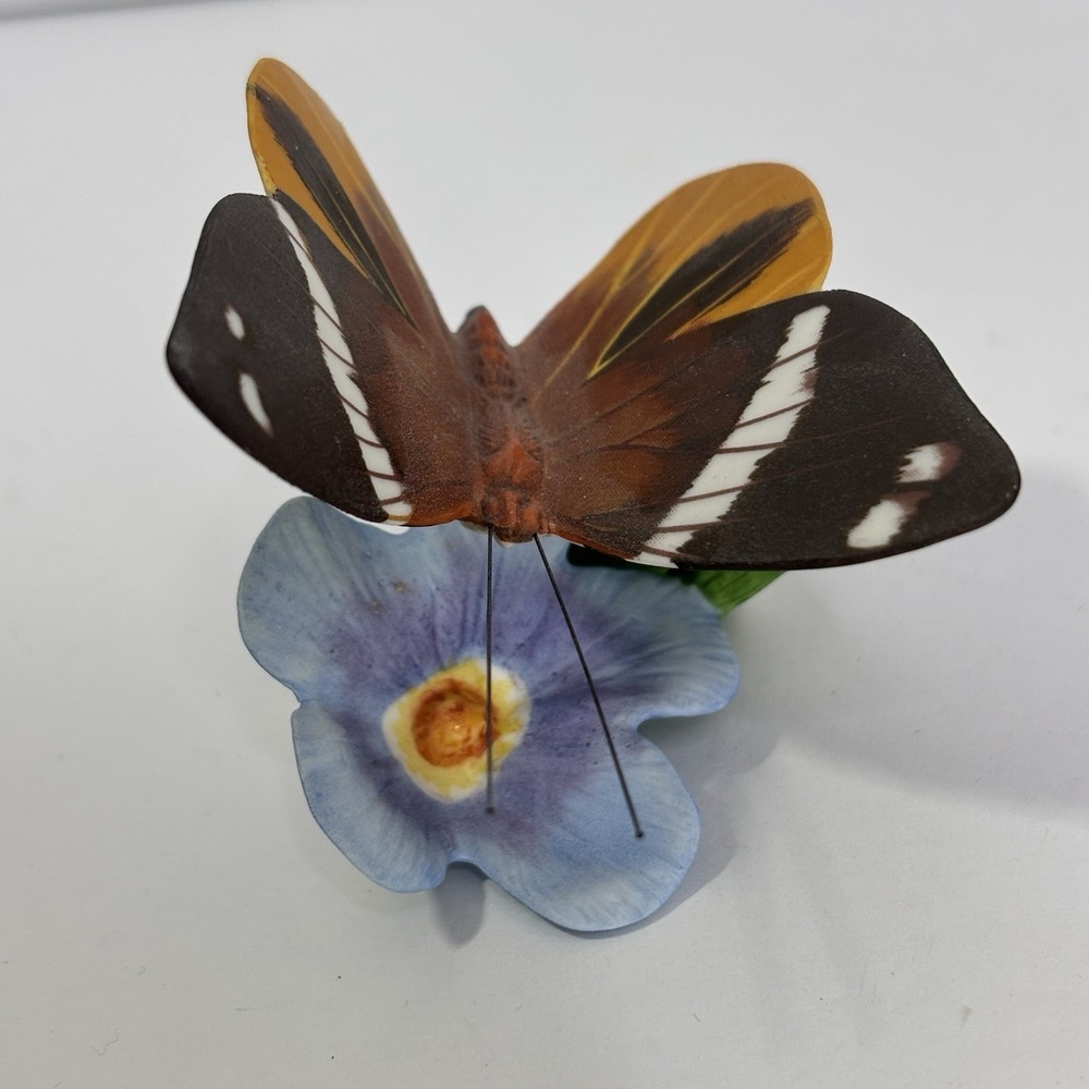 Franklin Mint Butterflies of the World Tufted Jungle King Porcelain Figure